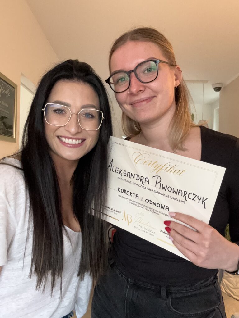 Kursantki - Szkoła Stylizacji Paznokci Sosnowiec