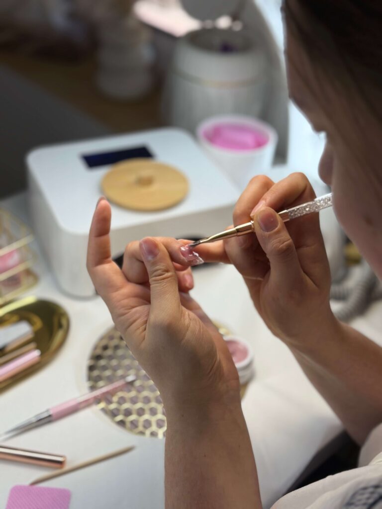 Kurs mani pro stylistyki - Stylistka paznokci Sosnowiec