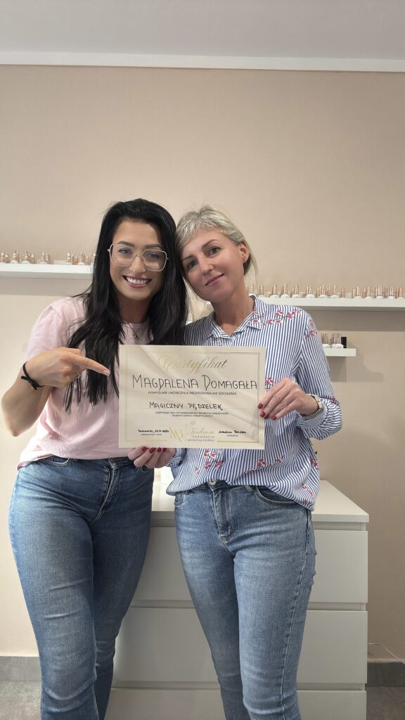 Kursantki - Szkoła Stylizacji Paznokci Sosnowiec